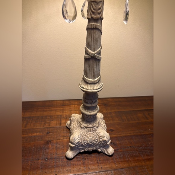 Vintage-Style Table Lamp Bright Green Lamp Shade With Pink Beaded Fringe - Picture 3 of 9